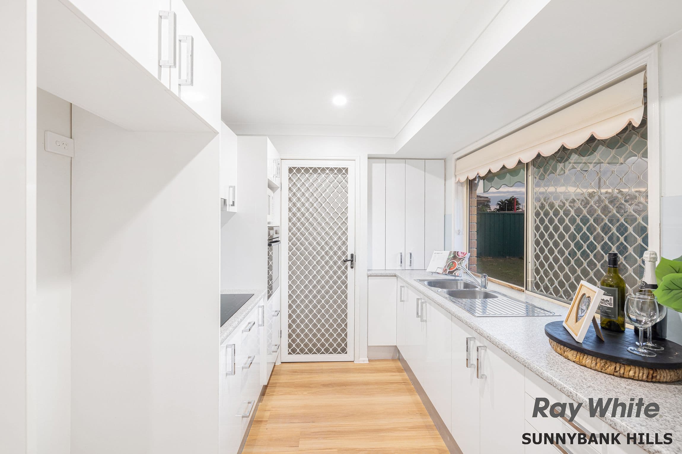 10 Williams Way, Calamvale QLD 4116, Calamvale - Thumbnail 3