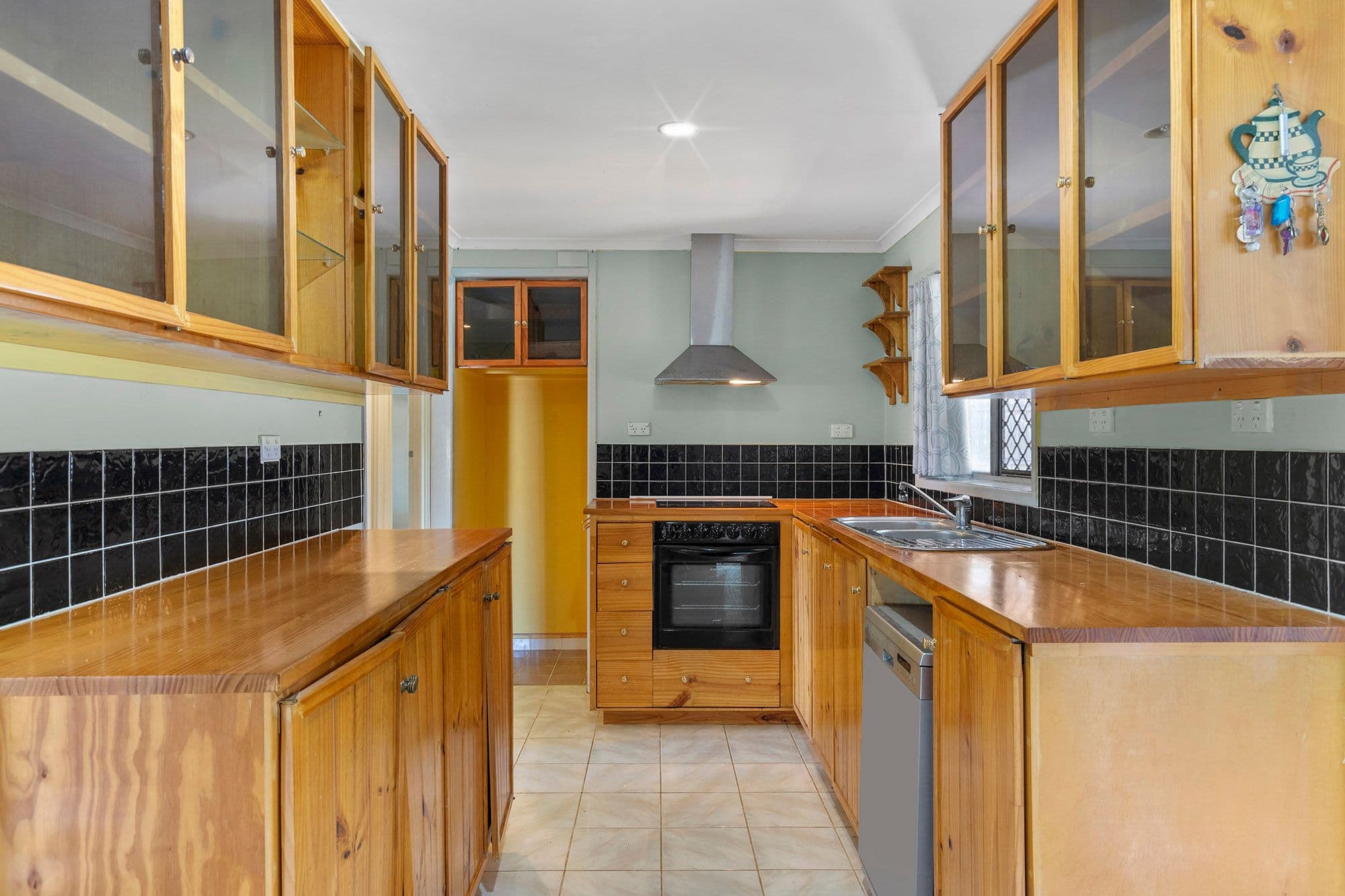 23 Shannon Street, Woodridge QLD 4114, Woodridge - Thumbnail 6