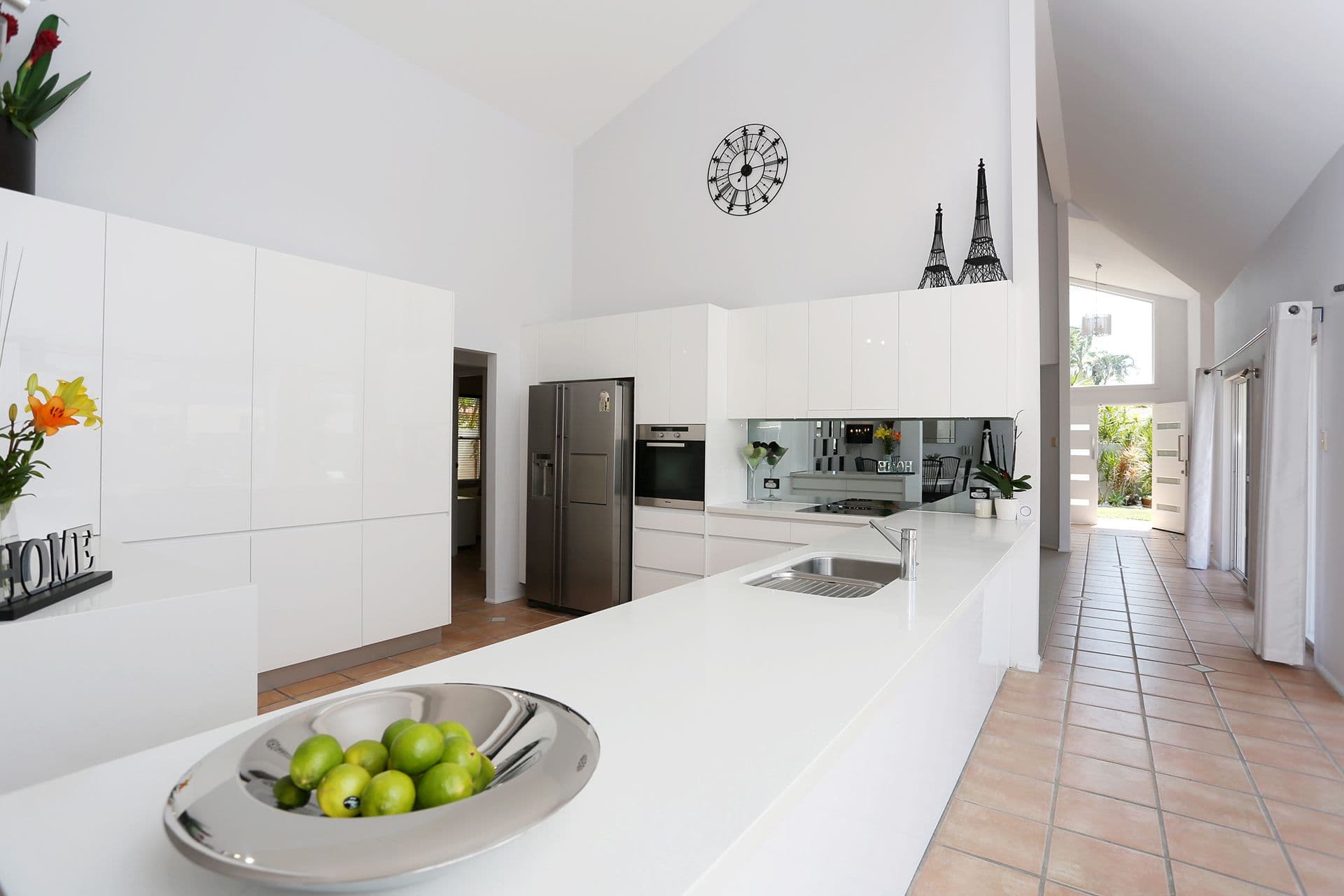 60 Pebble Beach Drive, Runaway Bay QLD 4216, Runaway Bay - Thumbnail 3