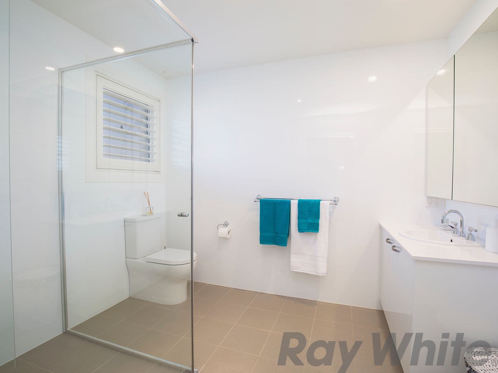 12 The Cove Drive, Fullerton Cove NSW 2318, Fullerton Cove - Thumbnail 7