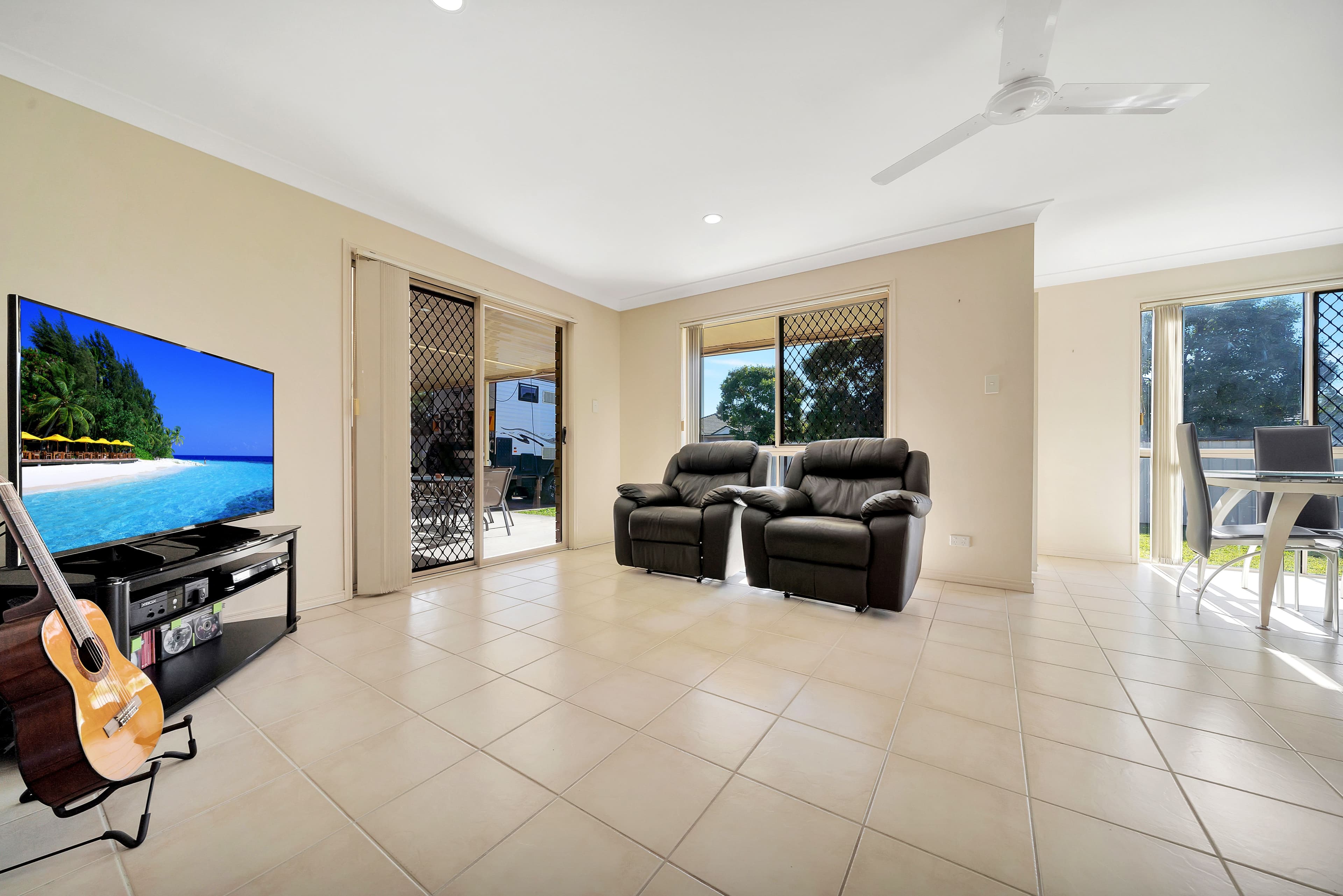 2 Library Court, Meadowbrook QLD 4131, Meadowbrook - Thumbnail 7