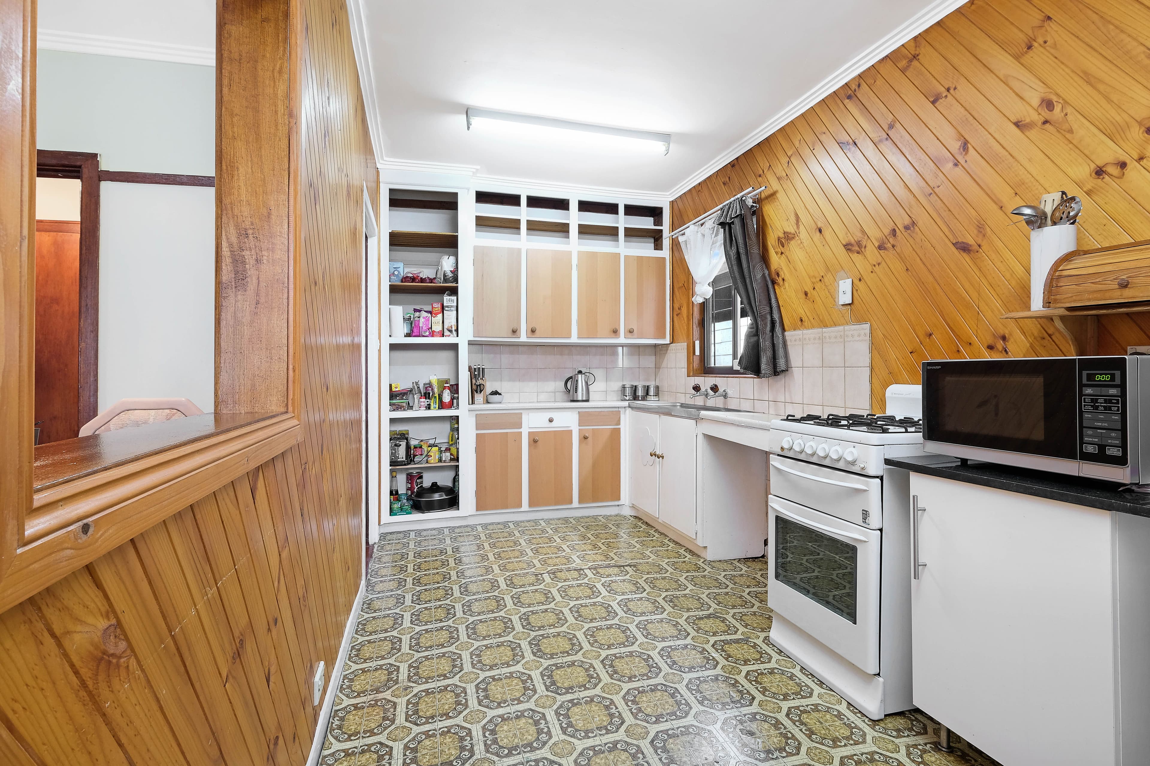 8 Rowan Street, Glenroy VIC 3046, Glenroy - Thumbnail 6
