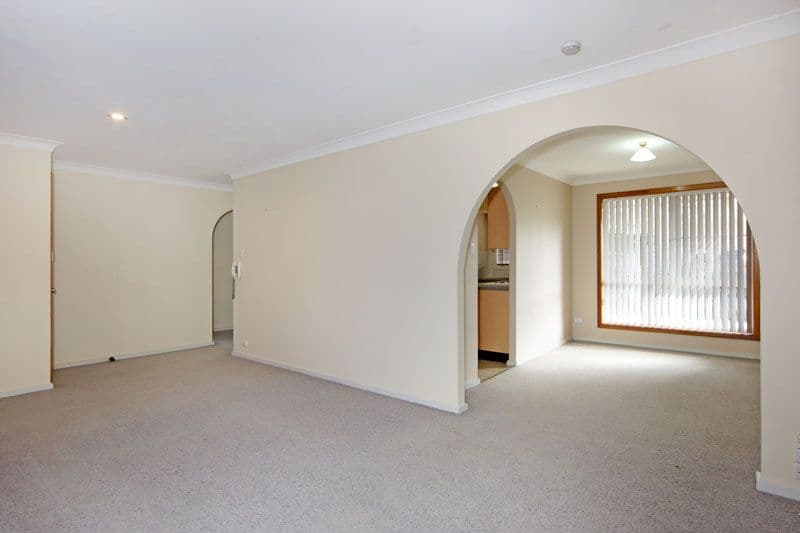 11 Keswick Drive, LAKE HAVEN NSW 2263, Lake Haven - Thumbnail 3