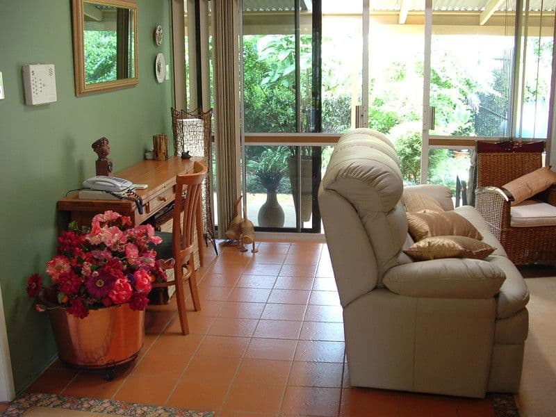 22 David Road, HOLLAND PARK QLD 4121, Holland Park - Thumbnail 2