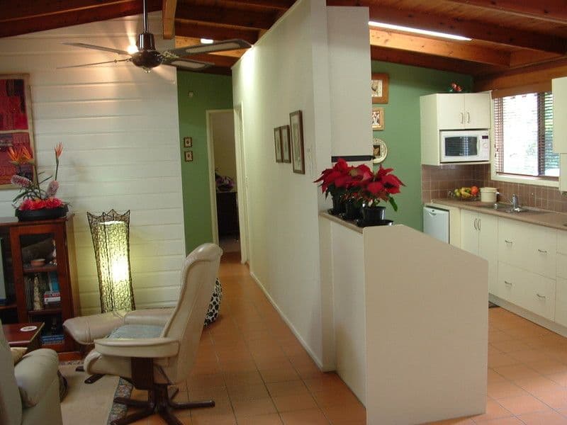 22 David Road, HOLLAND PARK QLD 4121, Holland Park - Thumbnail 4
