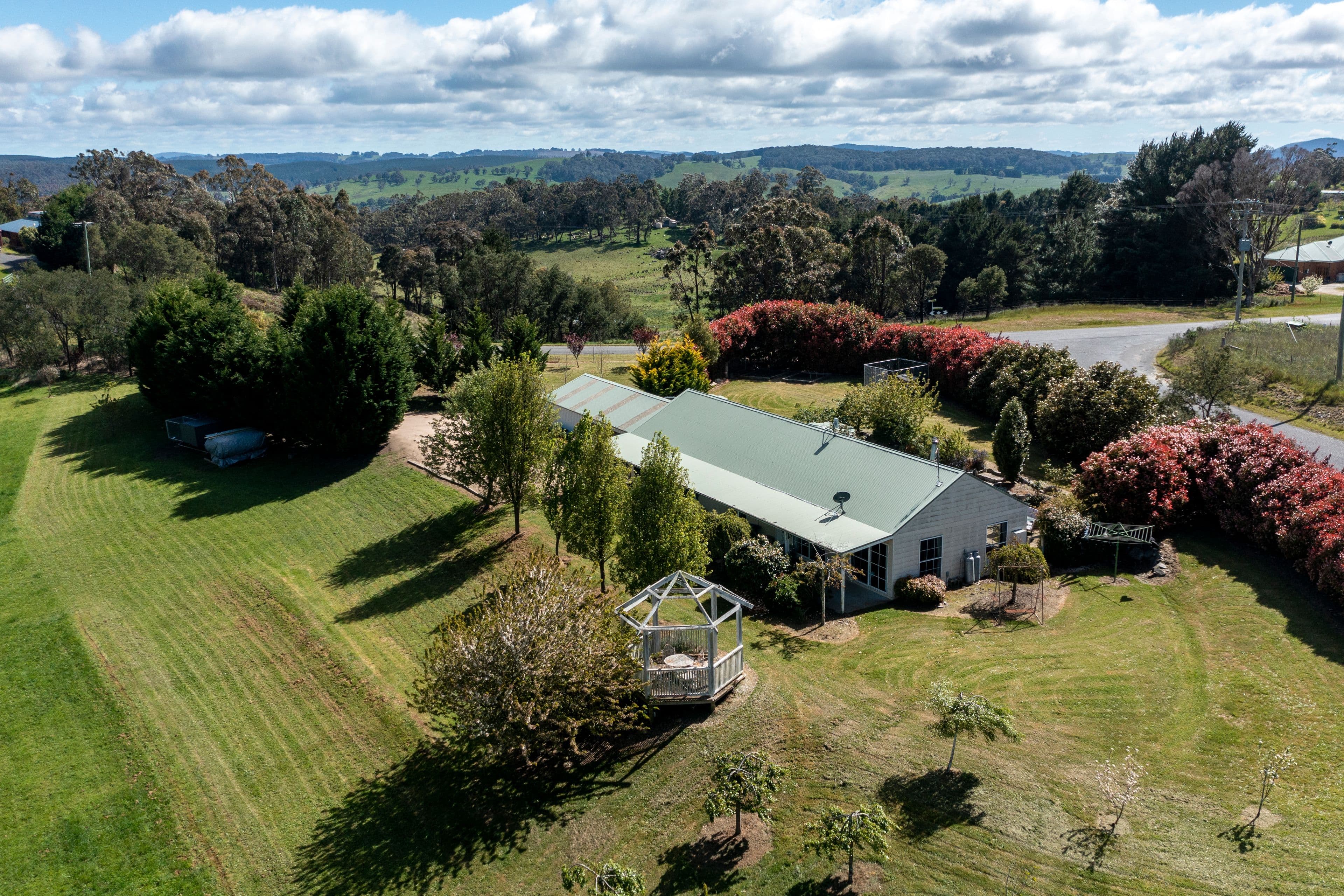 51 Fairview Drive, Oberon NSW 2787, Oberon - Image 1