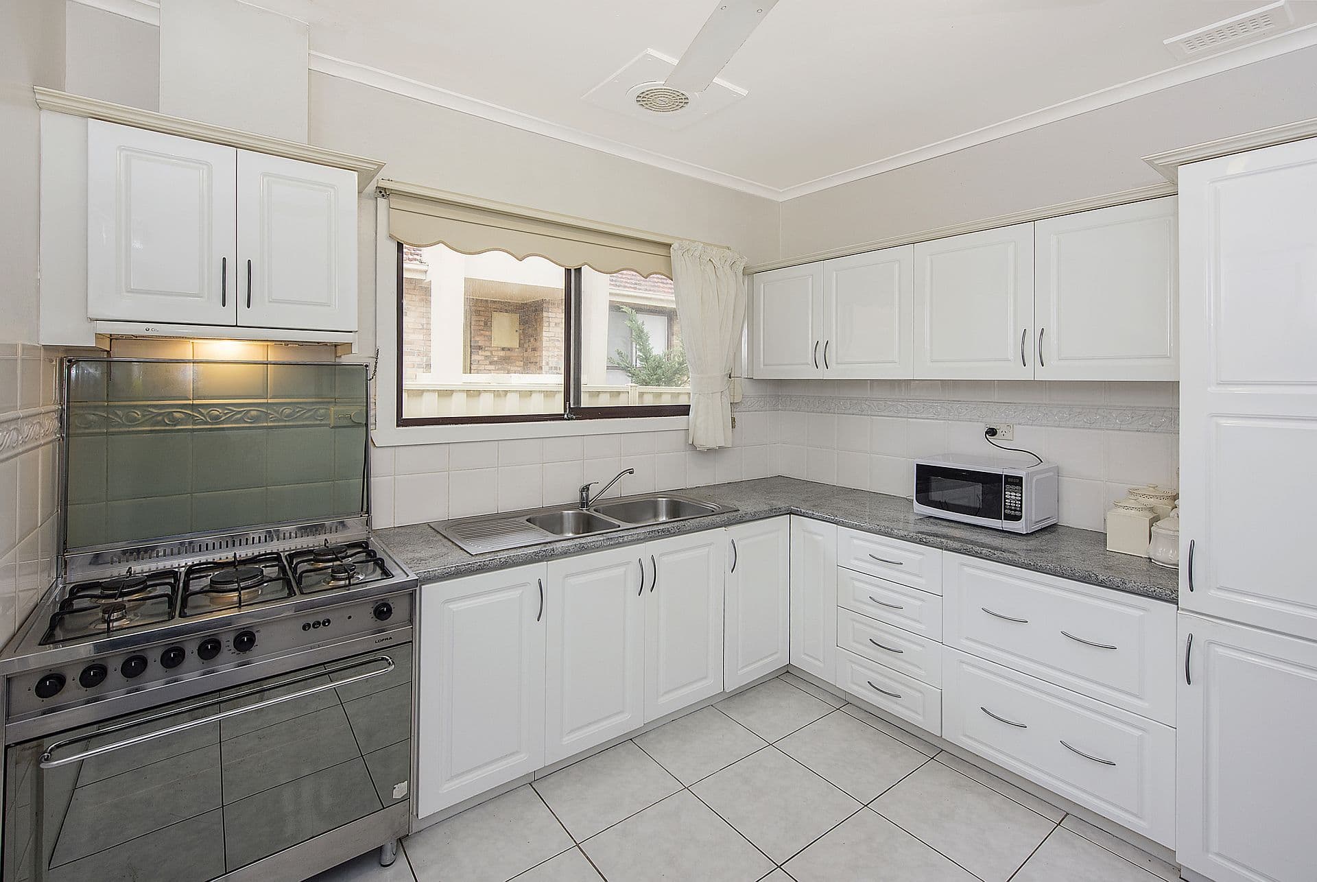 5 Laha Crescent, Preston VIC 3072, Preston - Thumbnail 4