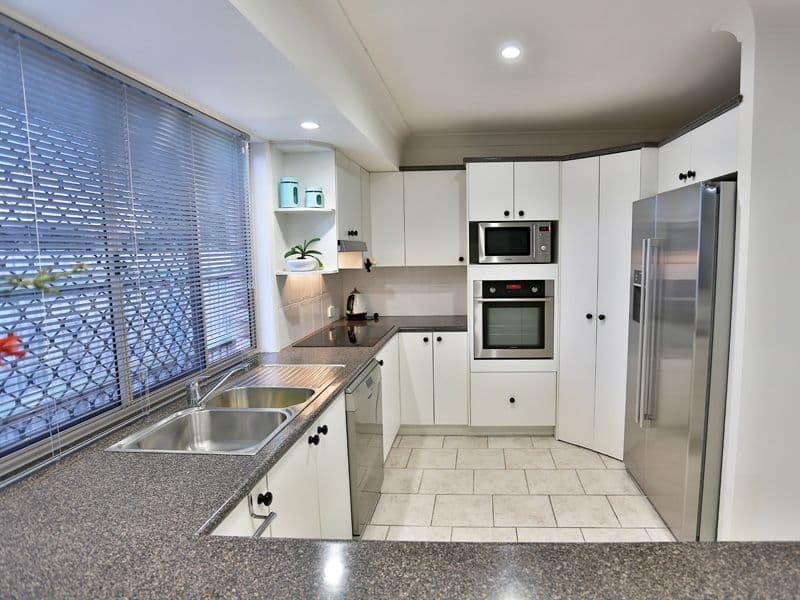 10 Whitby Street, BRACKEN RIDGE QLD 4017, Bracken Ridge - Thumbnail 3