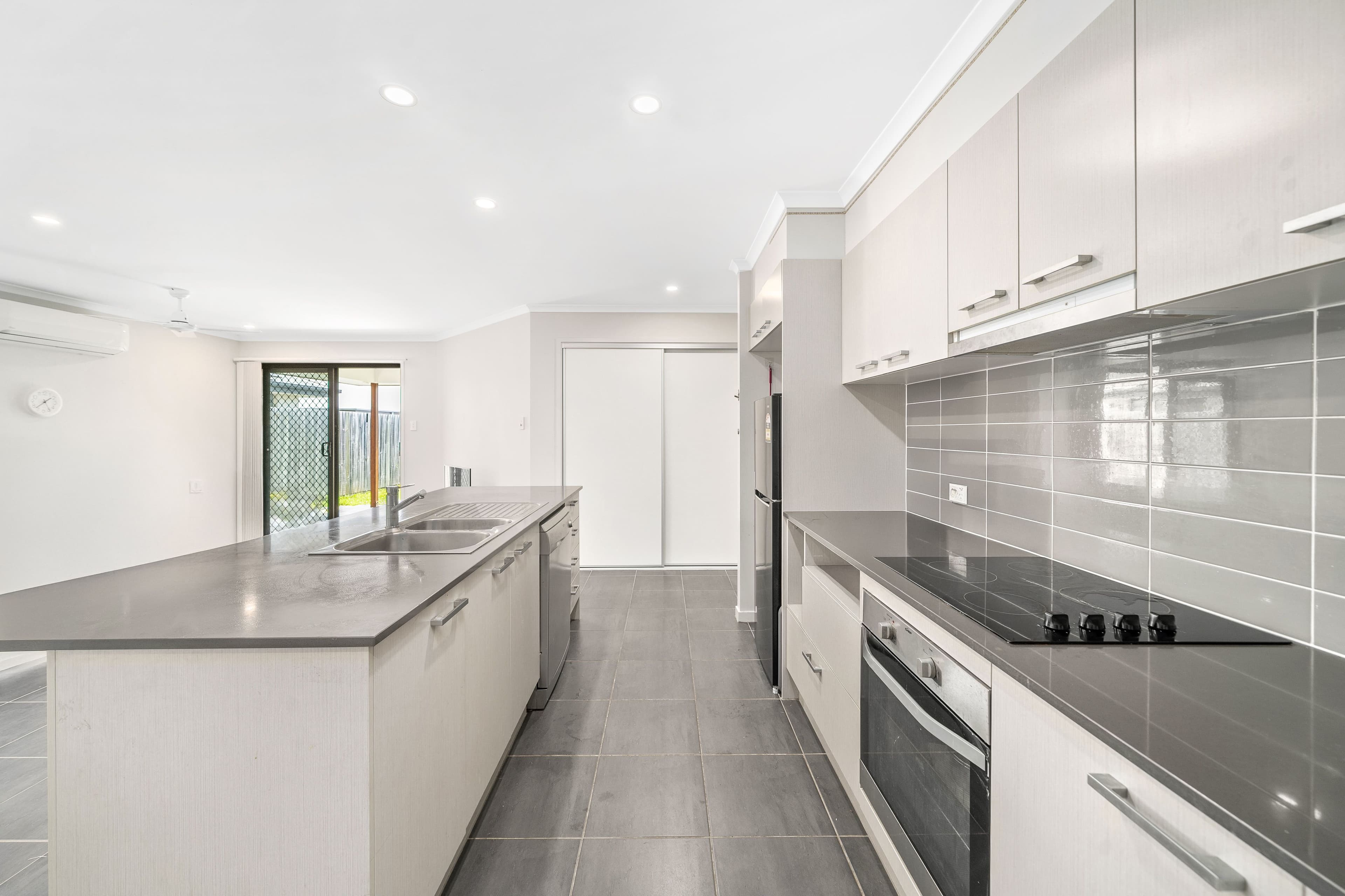 9 Hampton Street, Burpengary East QLD 4505, Burpengary East - Thumbnail 5