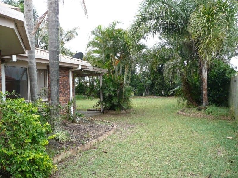 11 Lakeside Close, BARGARA QLD 4670, Bargara - Thumbnail 4