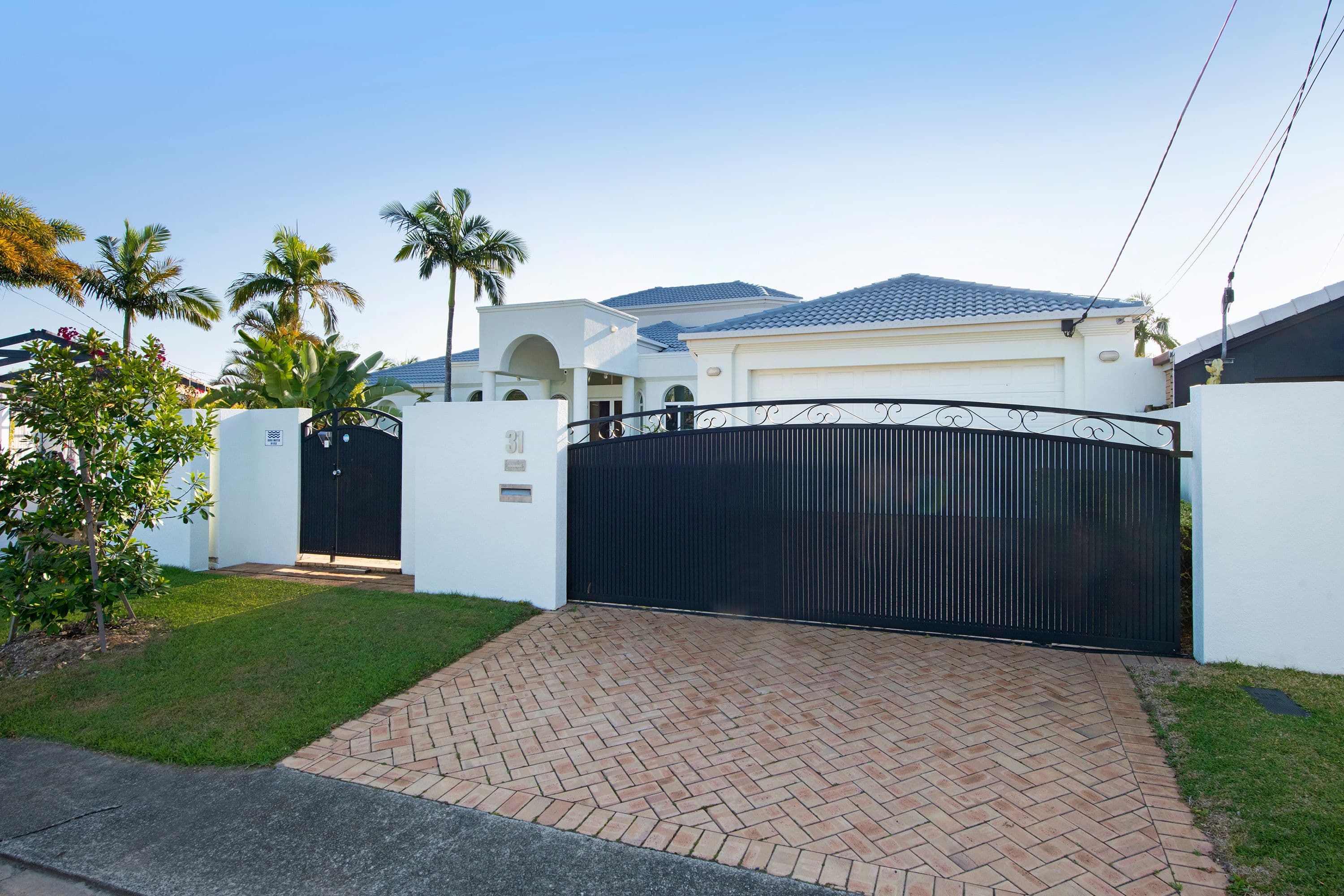 31 Beverley Crescent, Broadbeach Waters QLD 4218, Broadbeach Waters - Thumbnail 4