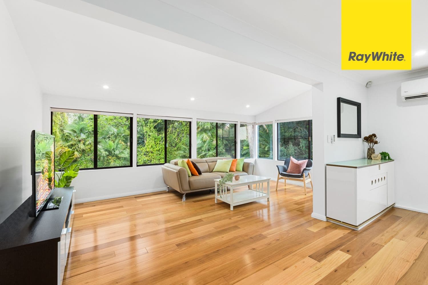 10 Cladden Close, Pennant Hills NSW 2120, Pennant Hills - Thumbnail 2