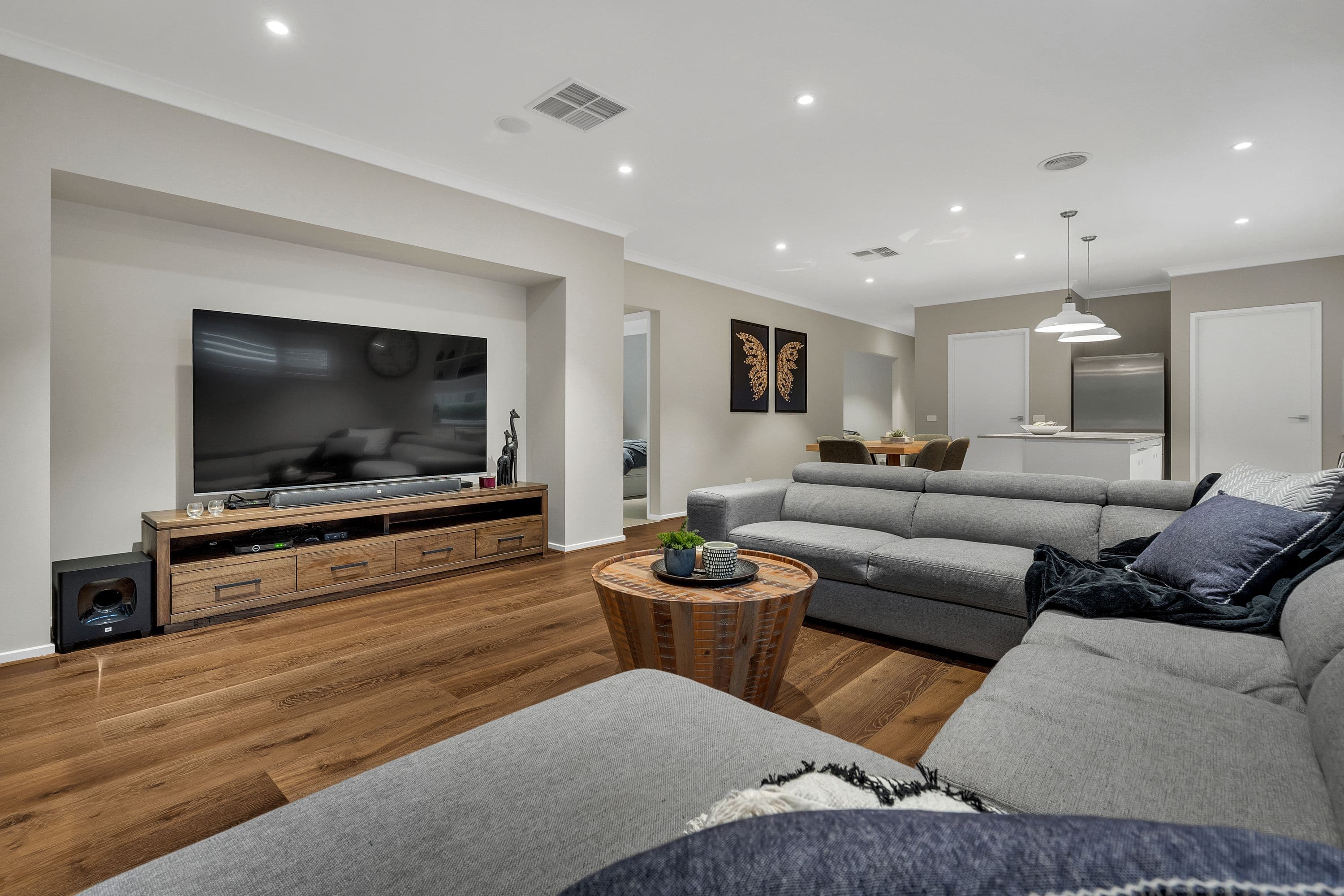 14 Montreal Circuit, Craigieburn VIC 3064, Craigieburn - Thumbnail 5