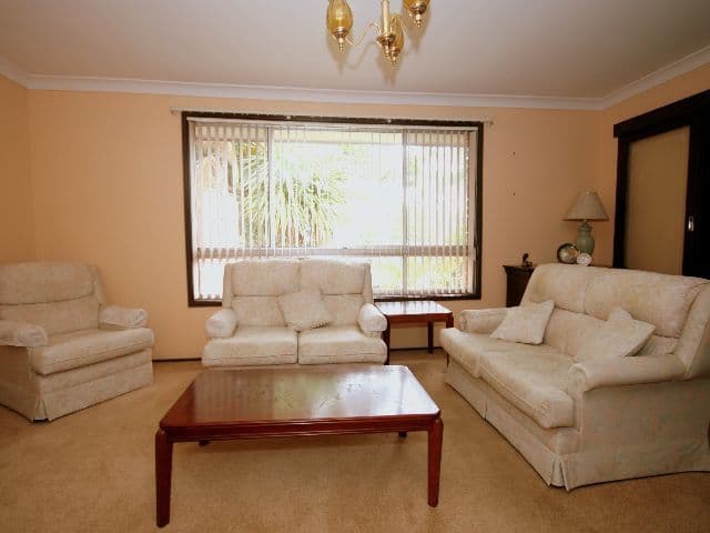 7 Korbel Place, GEORGES HALL NSW 2198, Georges Hall - Thumbnail 3