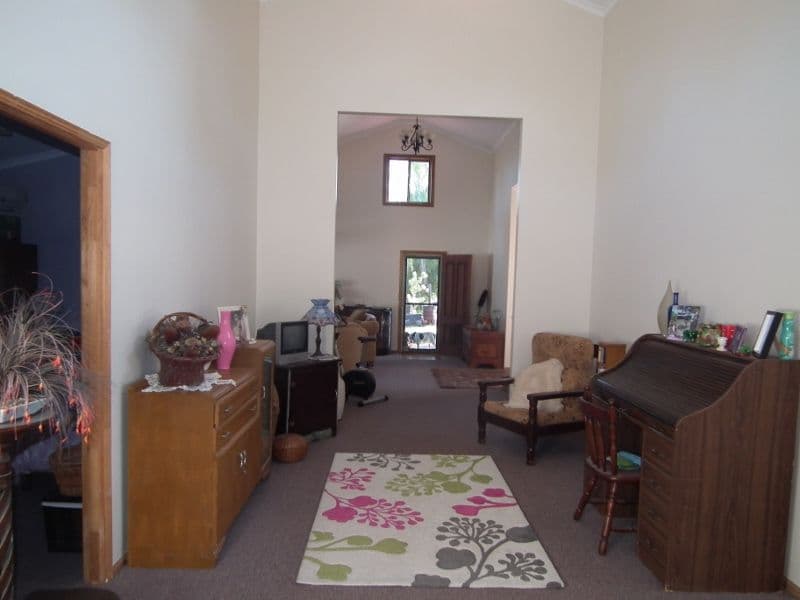 9 Leah Drive, Oakhurst QLD 4650, Oakhurst - Thumbnail 5