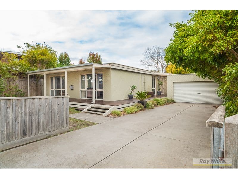 1 Iona Court, Cowes VIC 3922, Cowes - Image 1