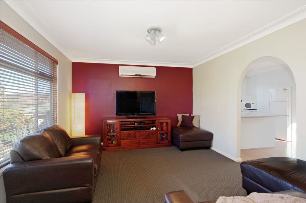 14 Blakemore Avenue, KANAHOOKA NSW 2530, Kanahooka - Thumbnail 3