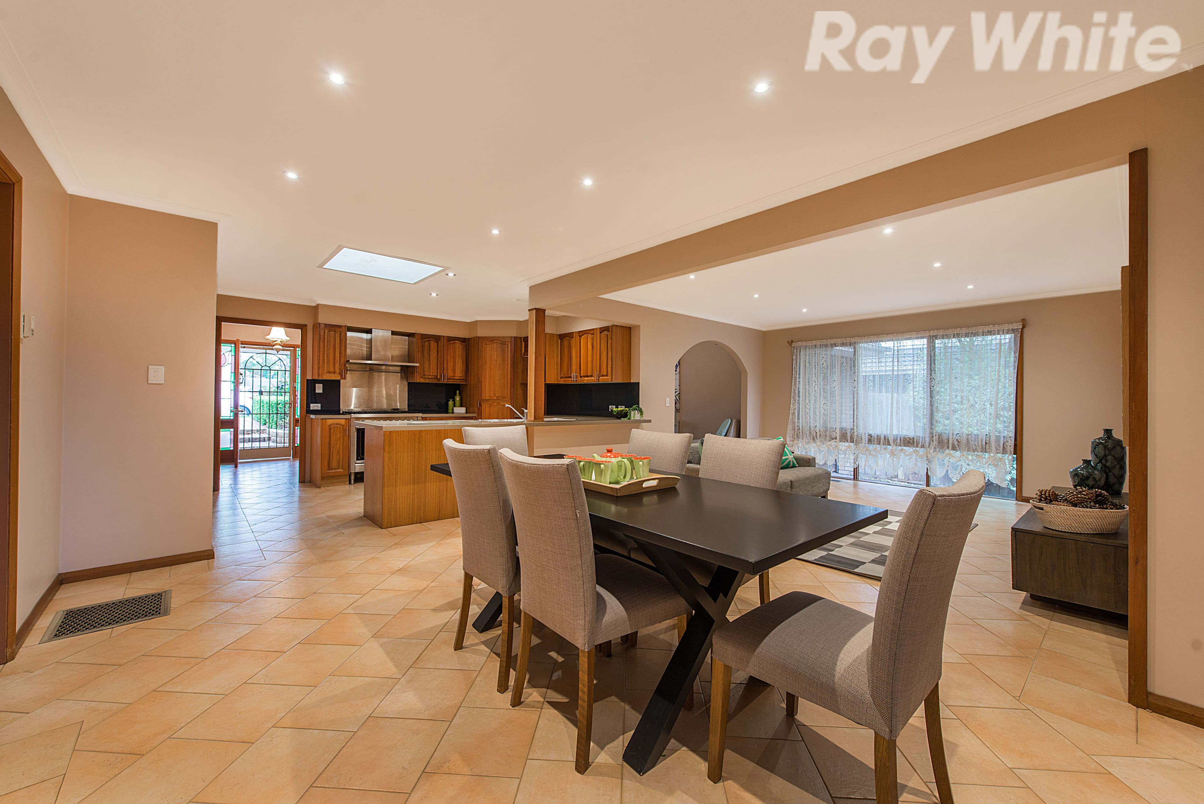 18 Gravenstein Crescent, The Basin VIC 3154, The Basin - Thumbnail 4