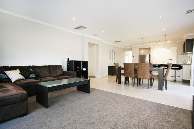 137 Switchback Road, CHIRNSIDE PARK VIC 3116, Chirnside Park - Thumbnail 5