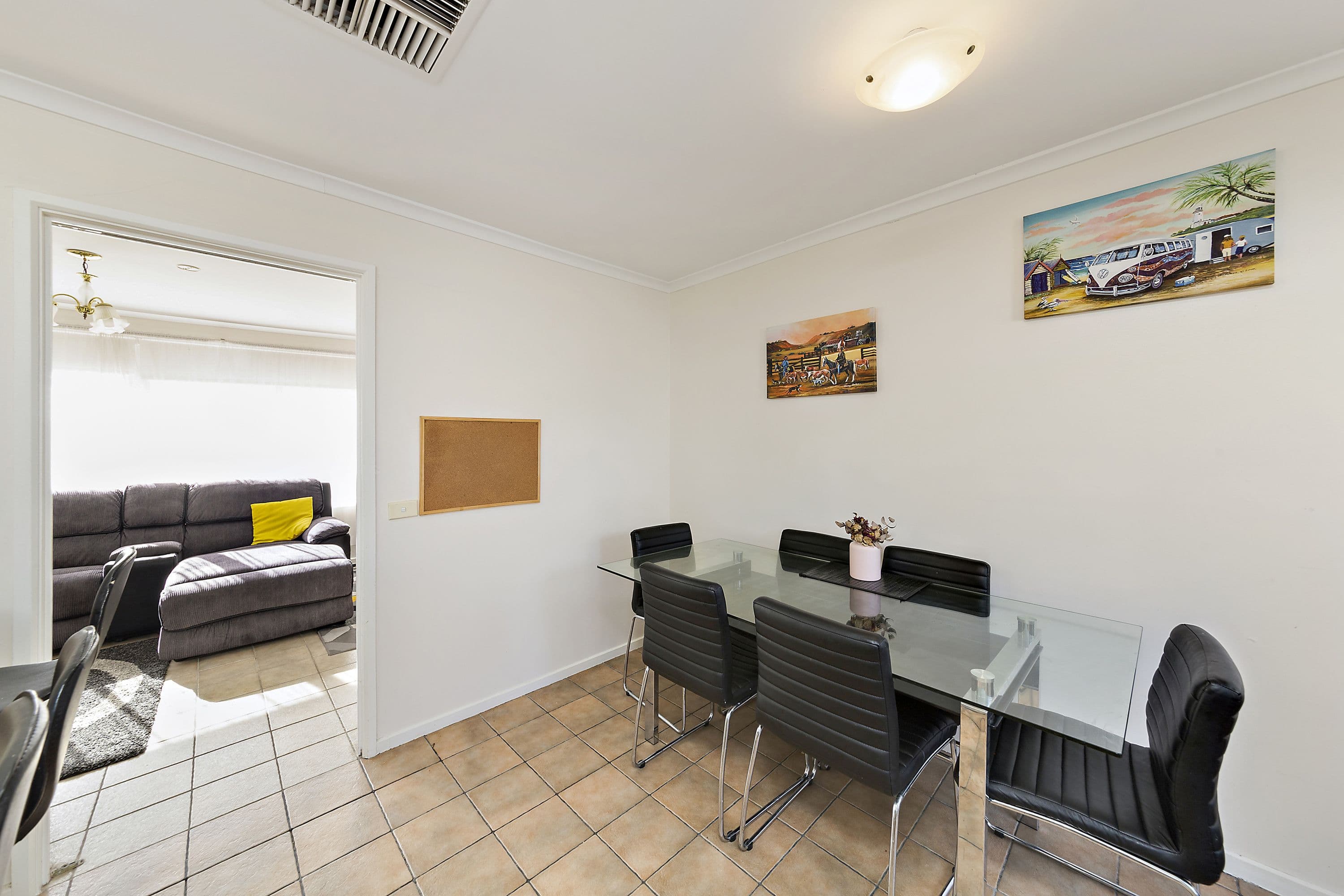 26 Waratah Street, Queanbeyan NSW 2620, Queanbeyan - Thumbnail 4
