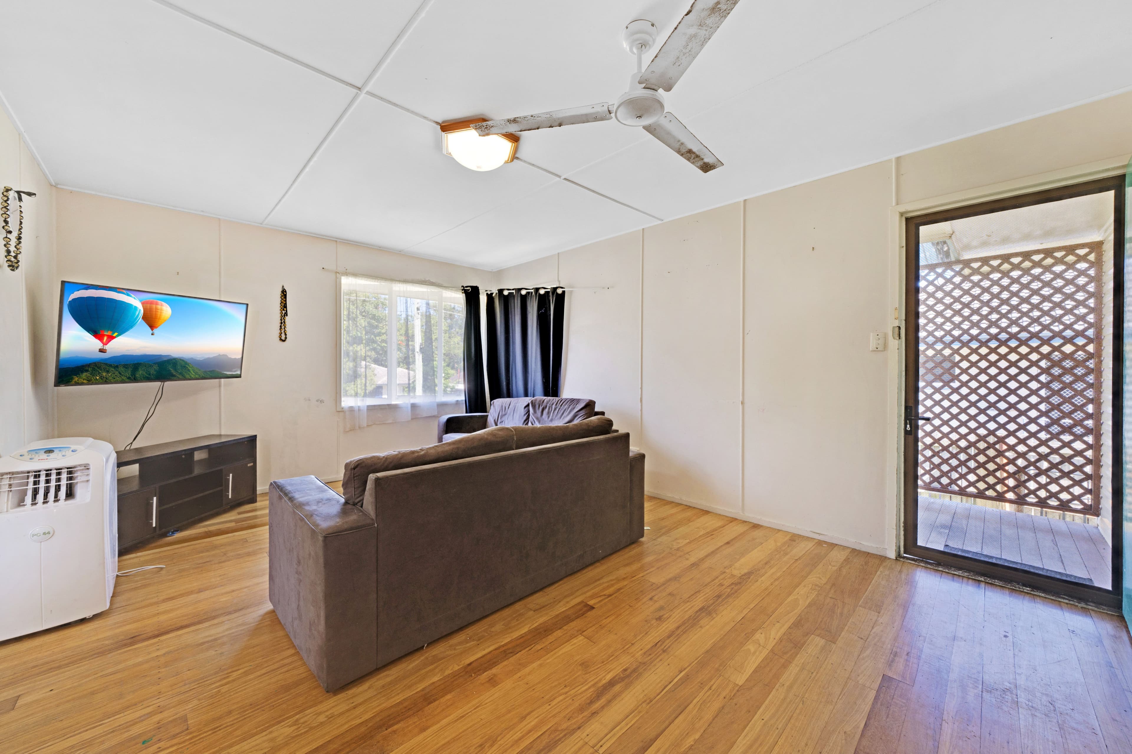 8 Huron Street, Woodridge QLD 4114, Woodridge - Thumbnail 3