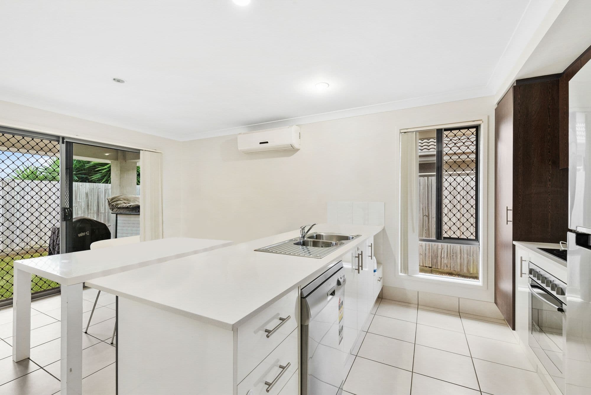49 Denham Crescent, North Lakes QLD 4509, North Lakes - Thumbnail 3