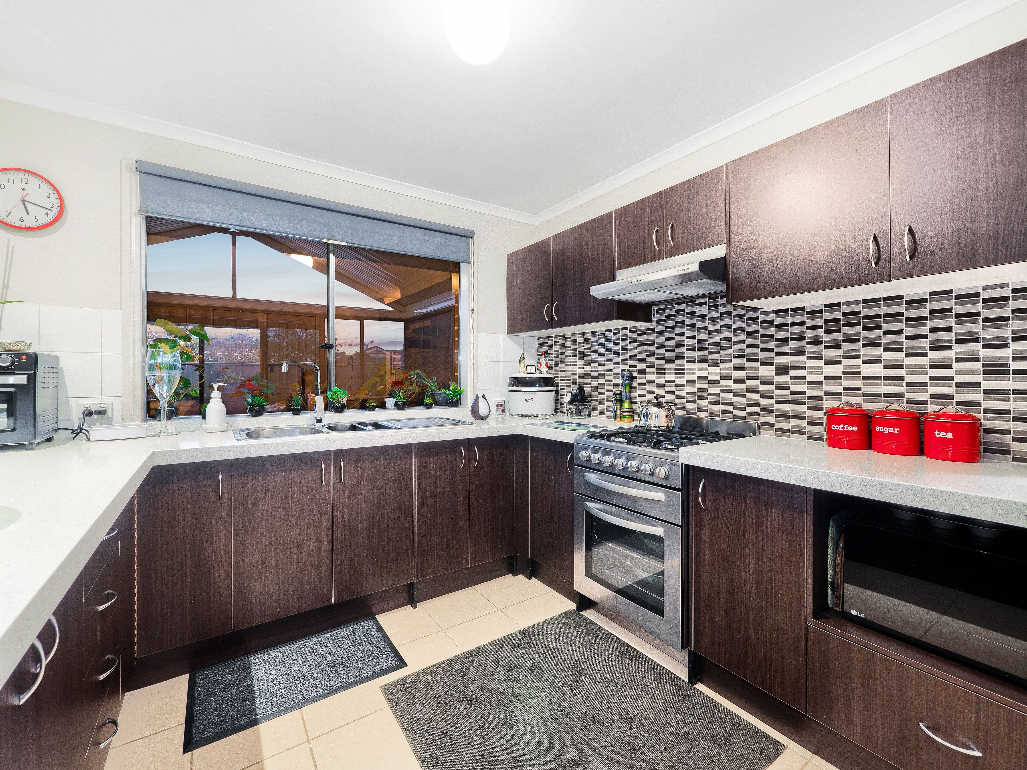 8 Forest Oak Court, Cranbourne VIC 3977, Cranbourne - Thumbnail 3