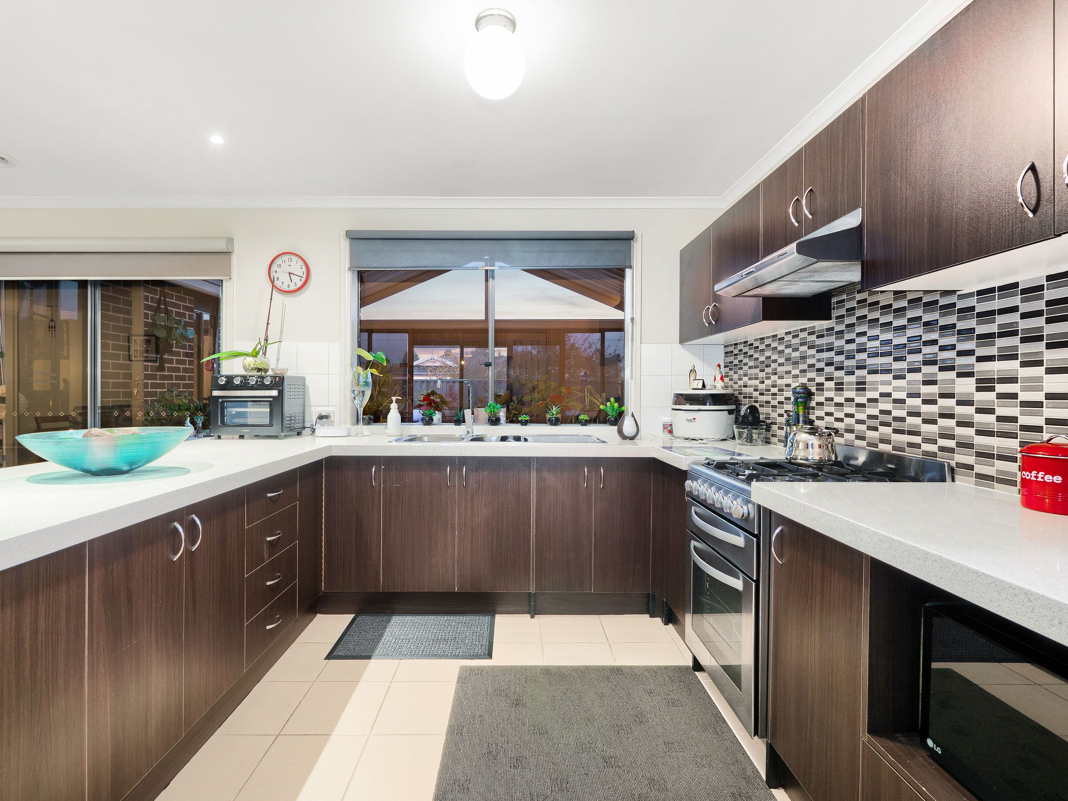 8 Forest Oak Court, Cranbourne VIC 3977, Cranbourne - Thumbnail 4