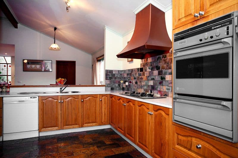 51 Rosemary Avenue, CROYDON HILLS VIC 3136, Croydon Hills - Thumbnail 3
