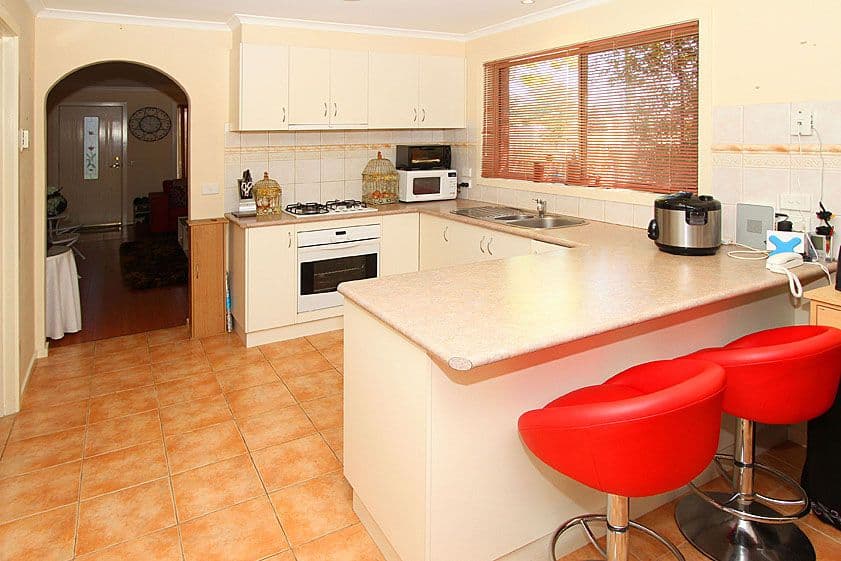 28 Campbell Street, EPPING VIC 3076, Epping - Thumbnail 2