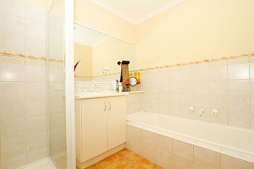 28 Campbell Street, EPPING VIC 3076, Epping - Thumbnail 8