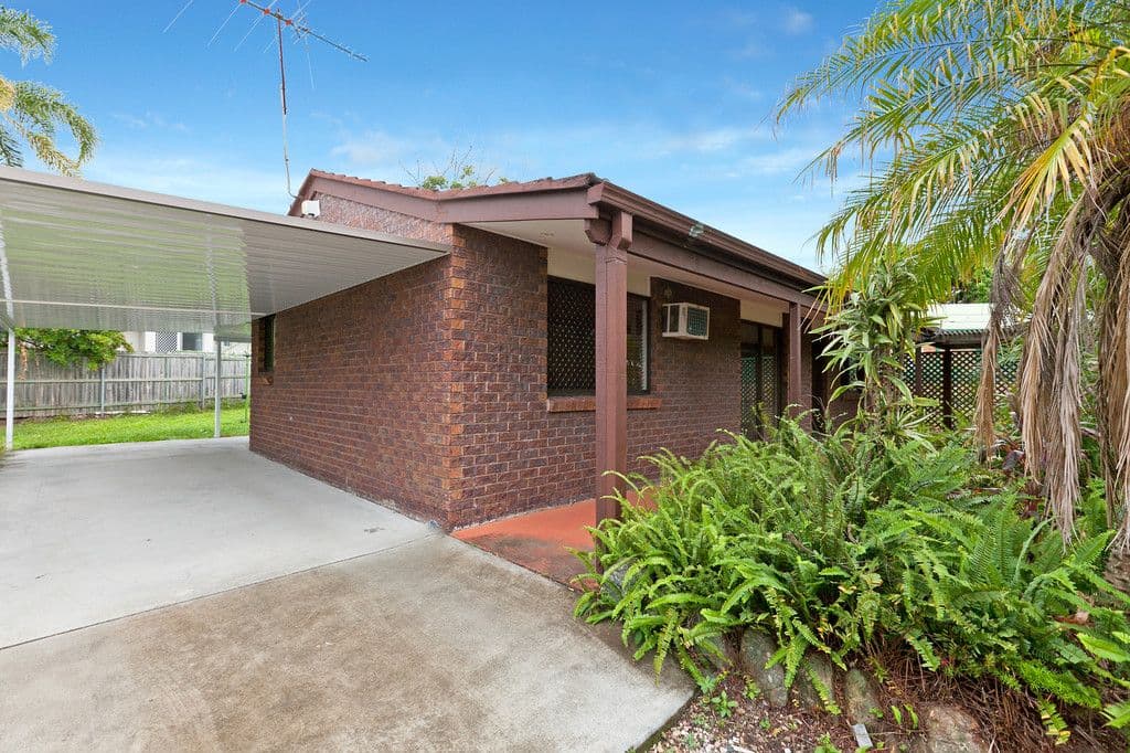 23 Bluewater Avenue, THORNLANDS QLD 4164, Thornlands - Thumbnail 2