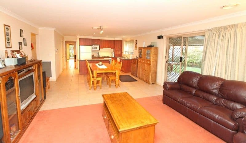 6 Durham Avenue, MILDURA VIC 3500, Mildura - Thumbnail 2