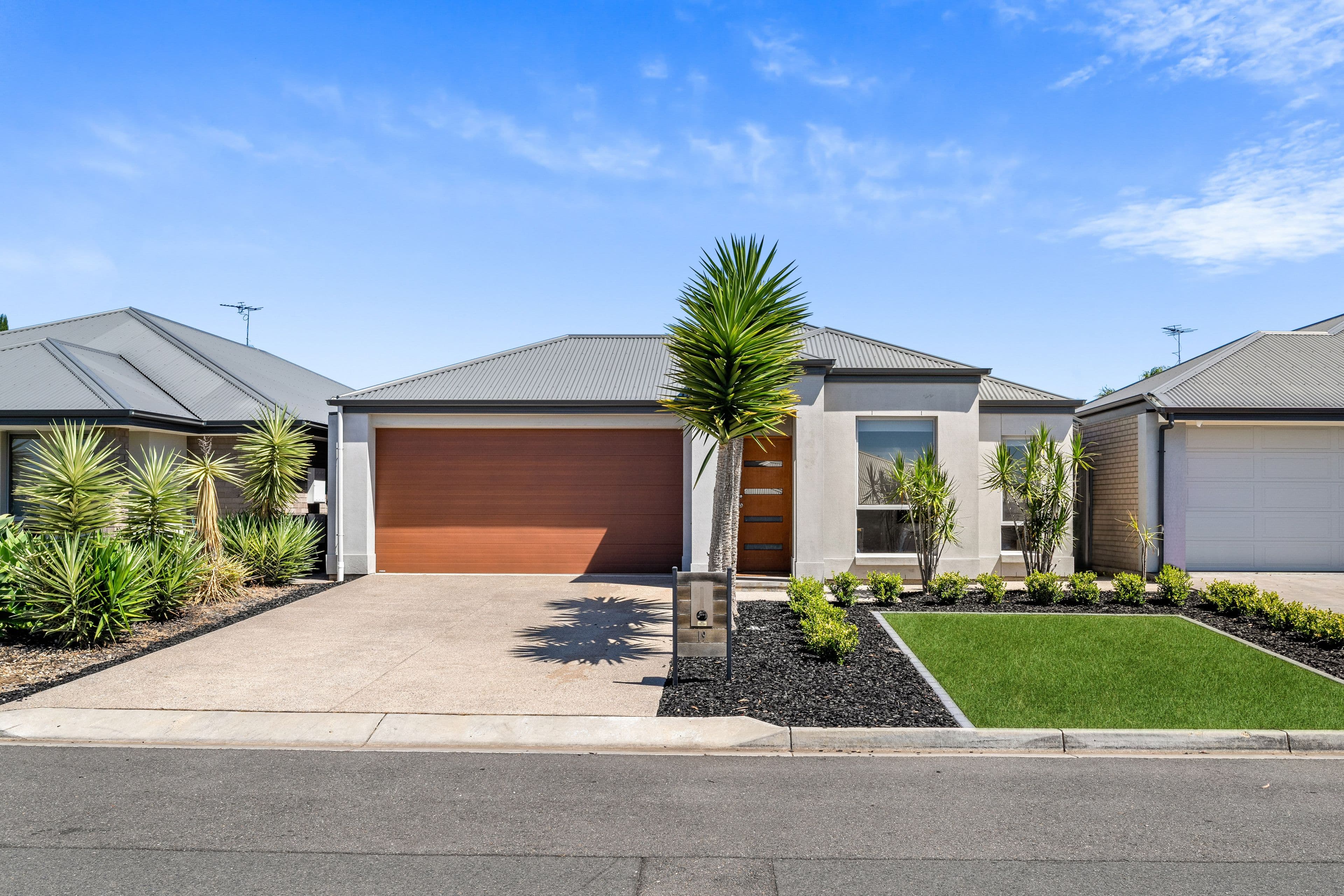 19 Arkle Place, Woodcroft SA 5162, Woodcroft - Image 1