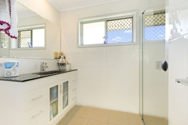 36 Rainbow Street, Deception Bay QLD 4508, Deception Bay - Thumbnail 5