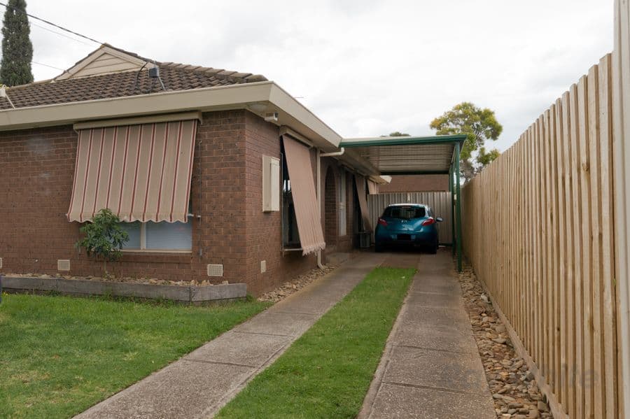 59 Hume Avenue, MELTON SOUTH VIC 3338, Melton South - Thumbnail 3