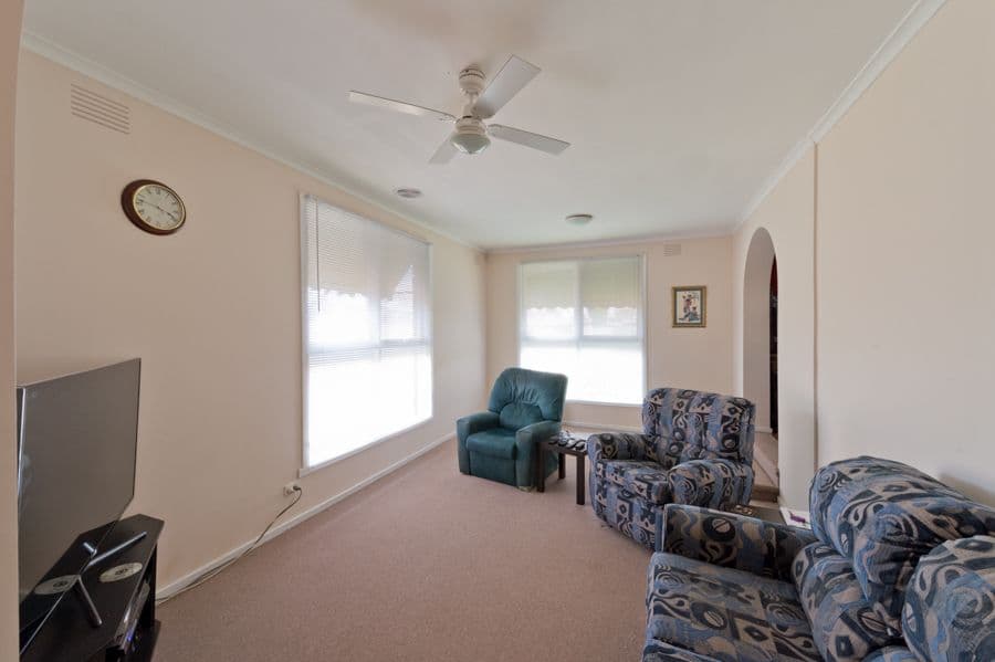 59 Hume Avenue, MELTON SOUTH VIC 3338, Melton South - Thumbnail 7