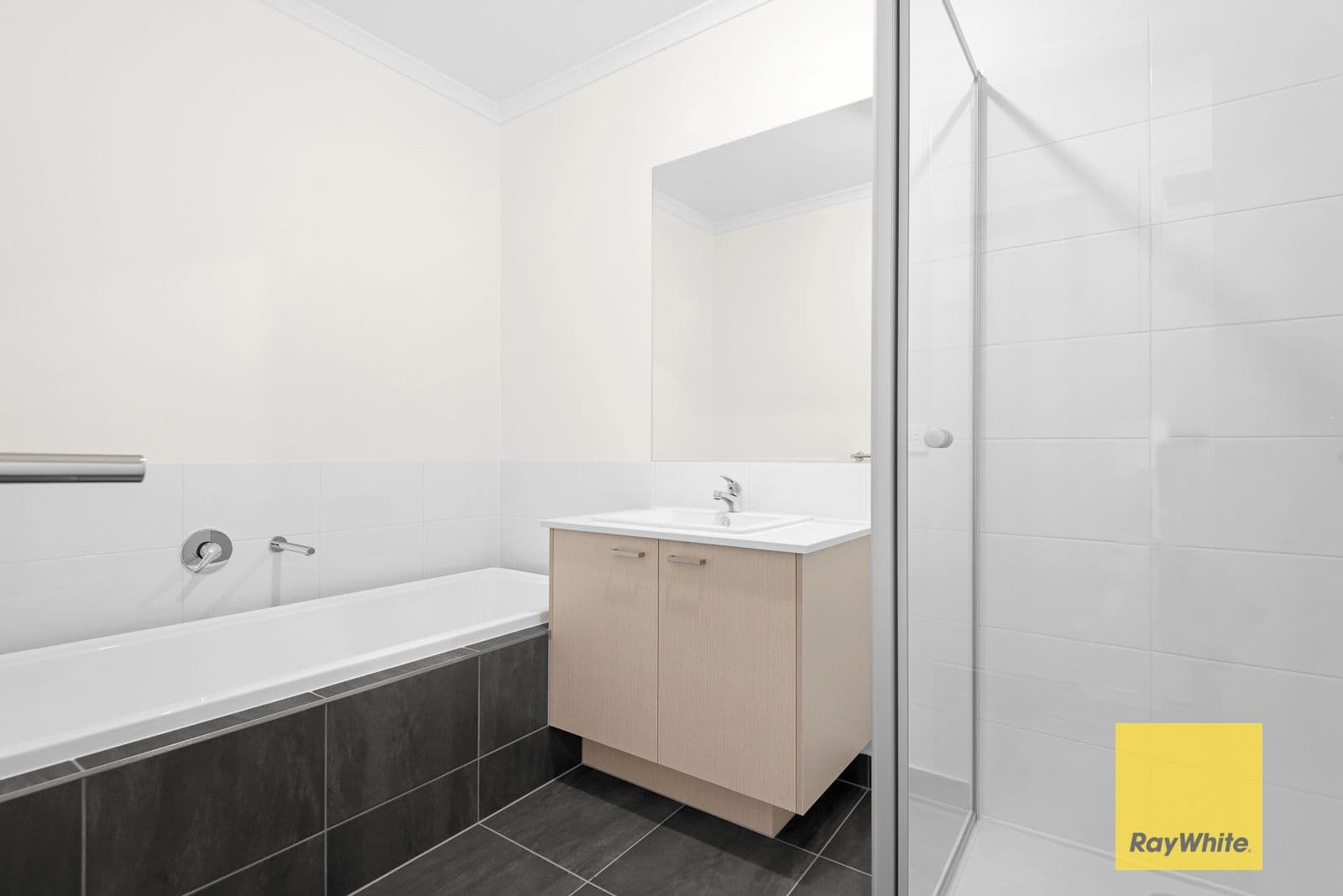 11 Terracotta Avenue, Tarneit VIC 3029, Tarneit - Thumbnail 5