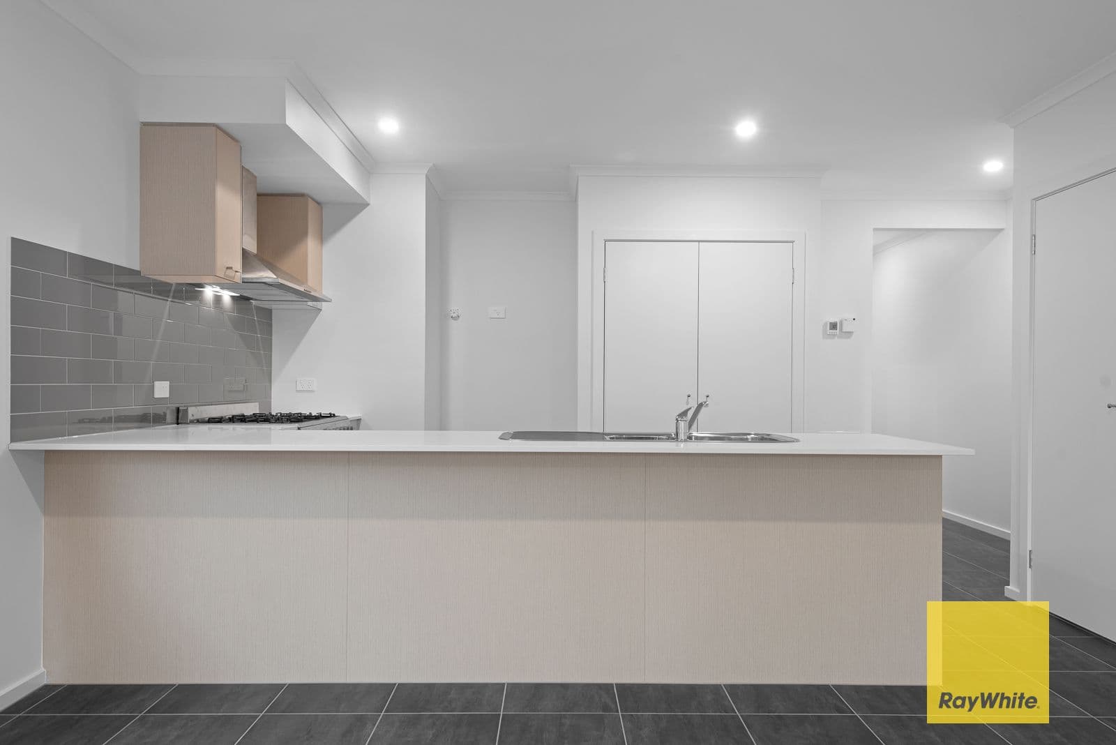 11 Terracotta Avenue, Tarneit VIC 3029, Tarneit - Thumbnail 8