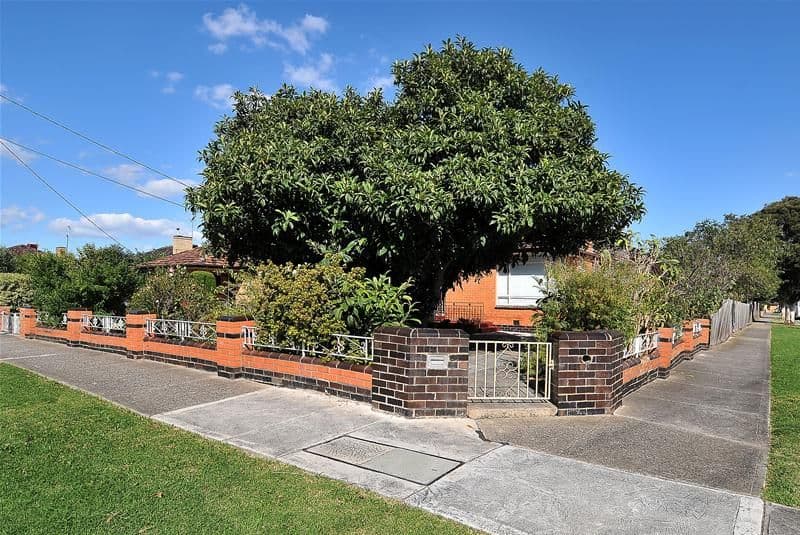 61 The Boulevard, THOMASTOWN VIC 3074, Thomastown - Thumbnail 2