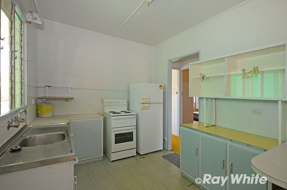 40 Warren Street, Goovigen QLD 4702, Goovigen - Thumbnail 3