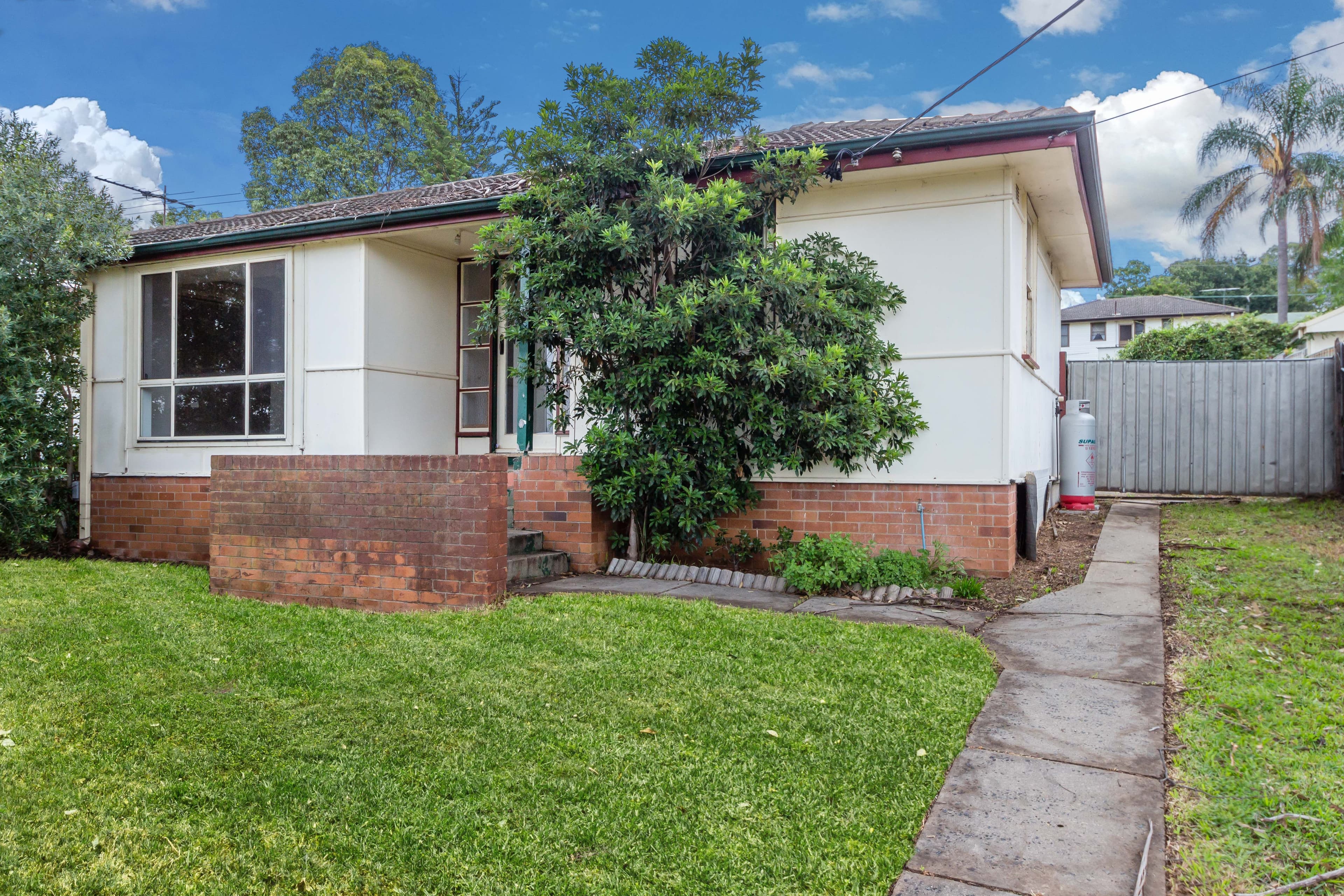 19 Robshaw Road, Marayong - Image 1