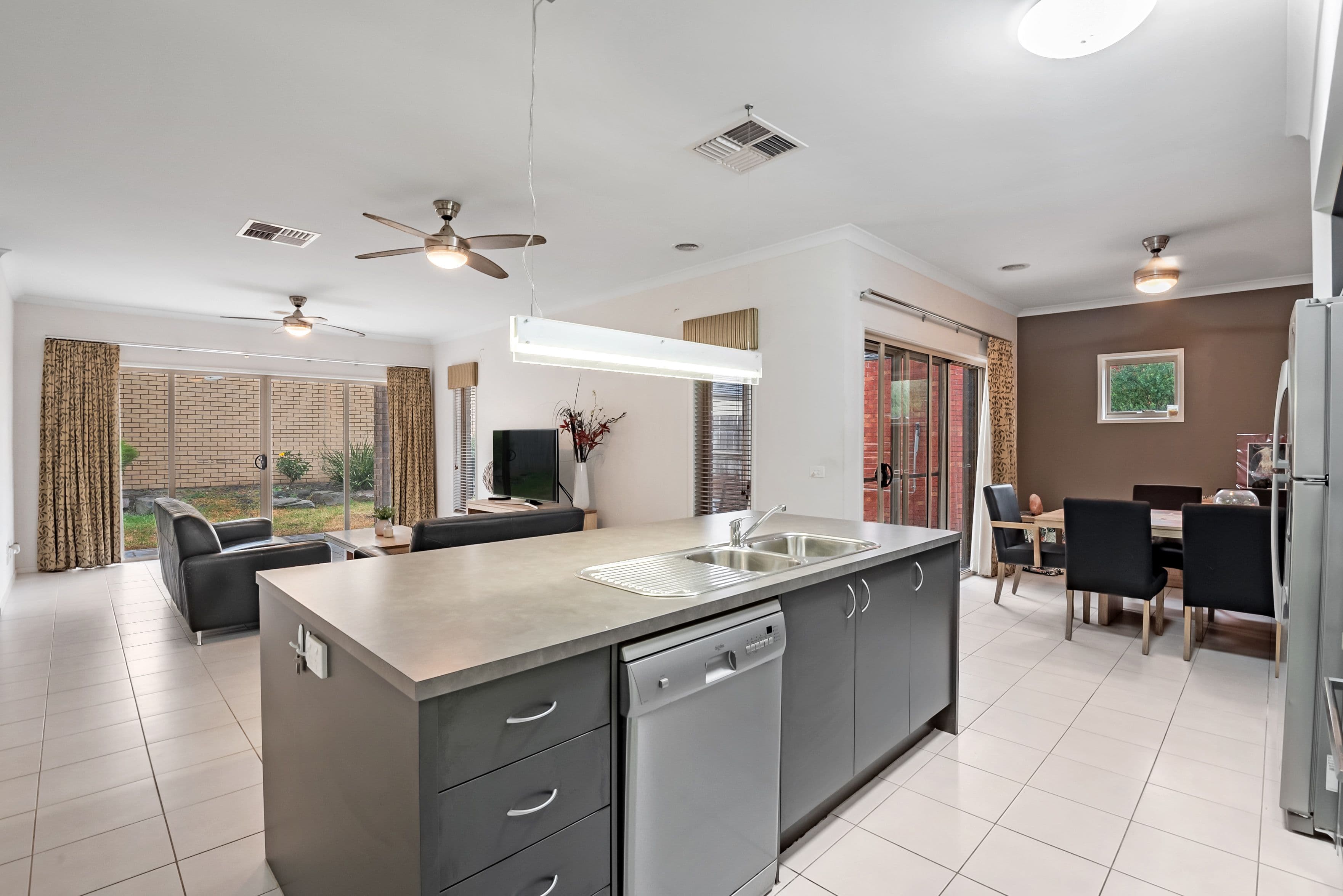 34 Bail Street, Epping VIC 3076, Epping - Thumbnail 4