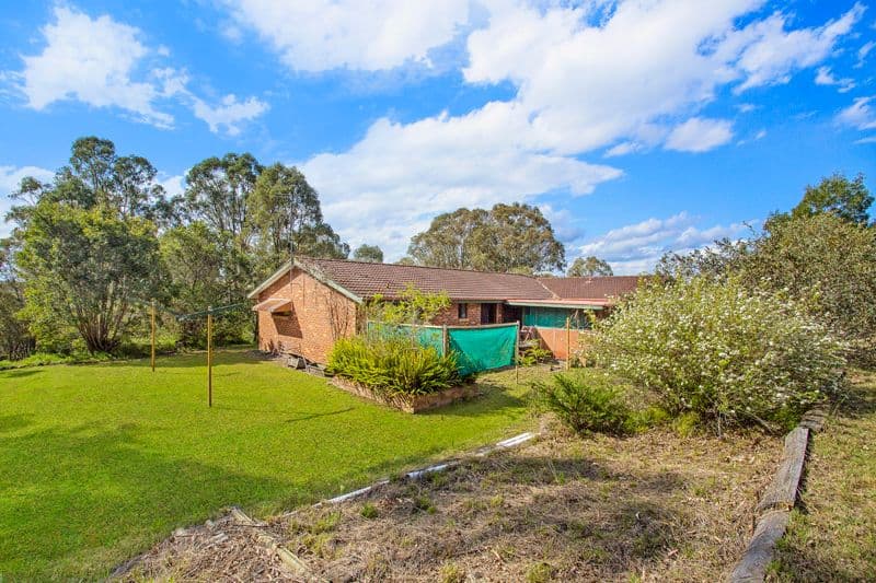 12 Purcell Place, Clarence Town - Thumbnail 2