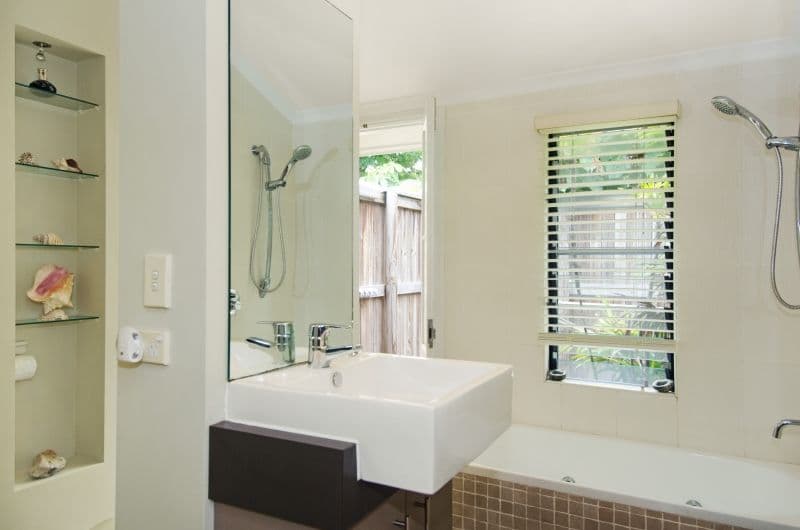 74a Tenth Avenue, RAILWAY ESTATE QLD 4810, Railway Estate - Thumbnail 6