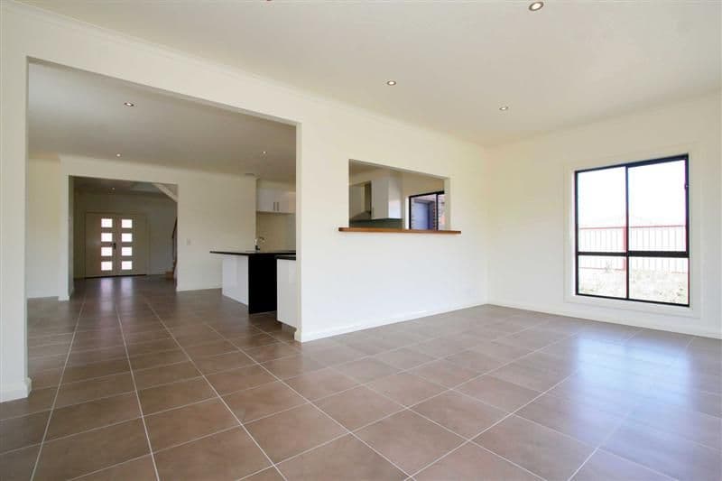 5 MacDonald Place, TAYLORS HILL VIC 3037, Taylors Hill - Thumbnail 3