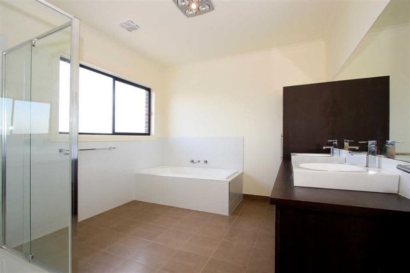 5 MacDonald Place, TAYLORS HILL VIC 3037, Taylors Hill - Thumbnail 8