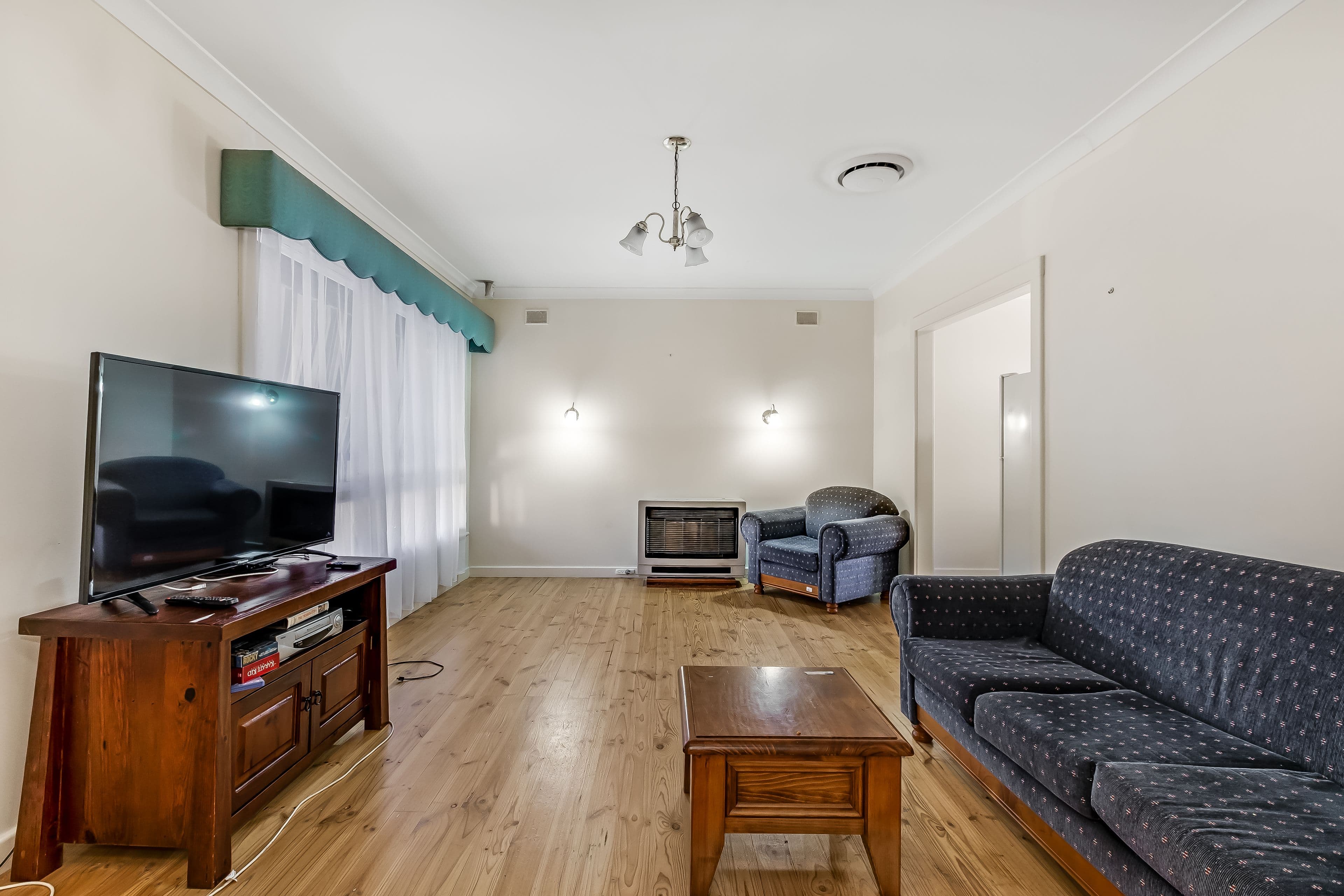 343/73 Lake Street, Caroline Springs - Thumbnail 4