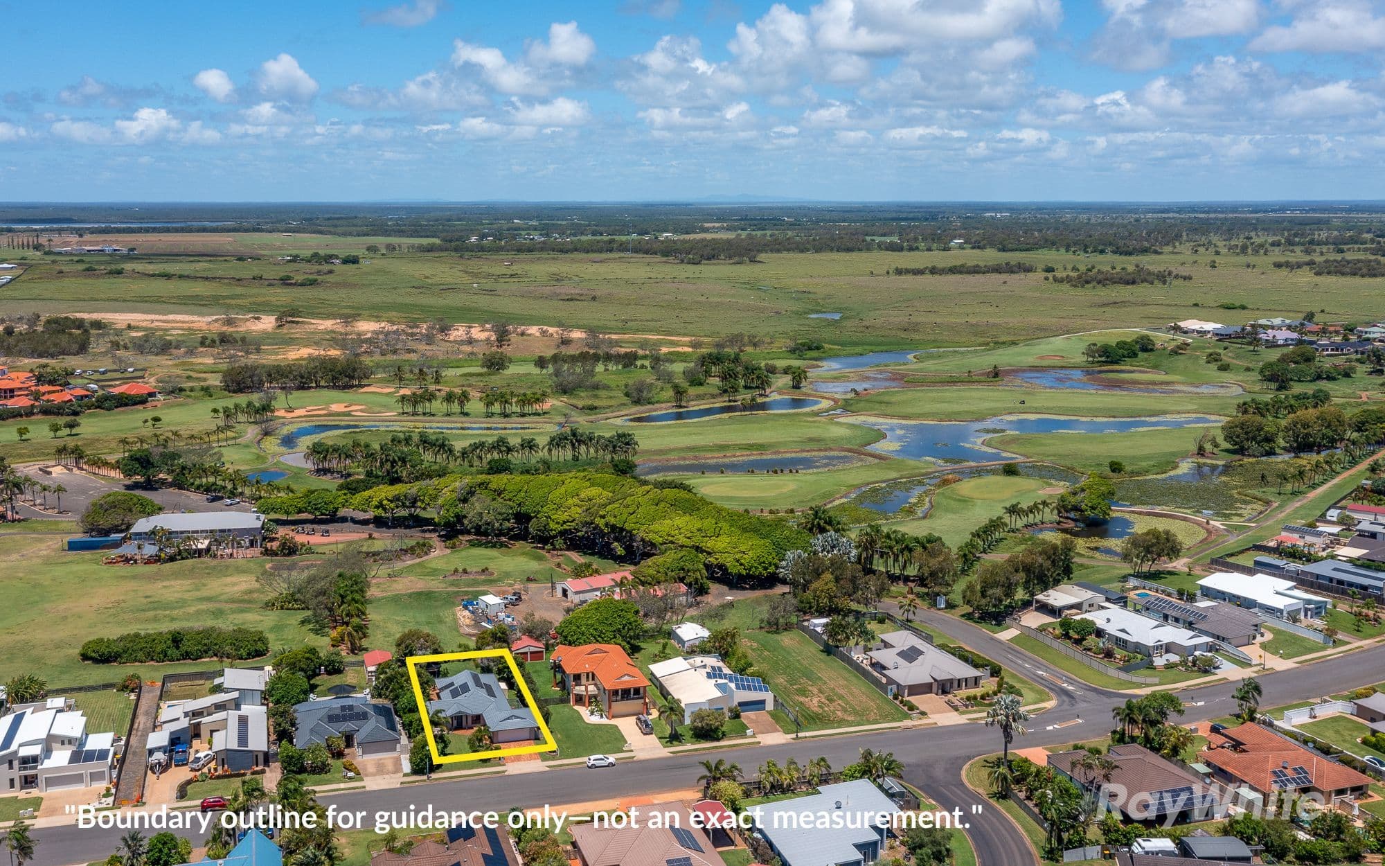 174 Barolin Esplanade, Coral Cove QLD 4670, Coral Cove - Thumbnail 2