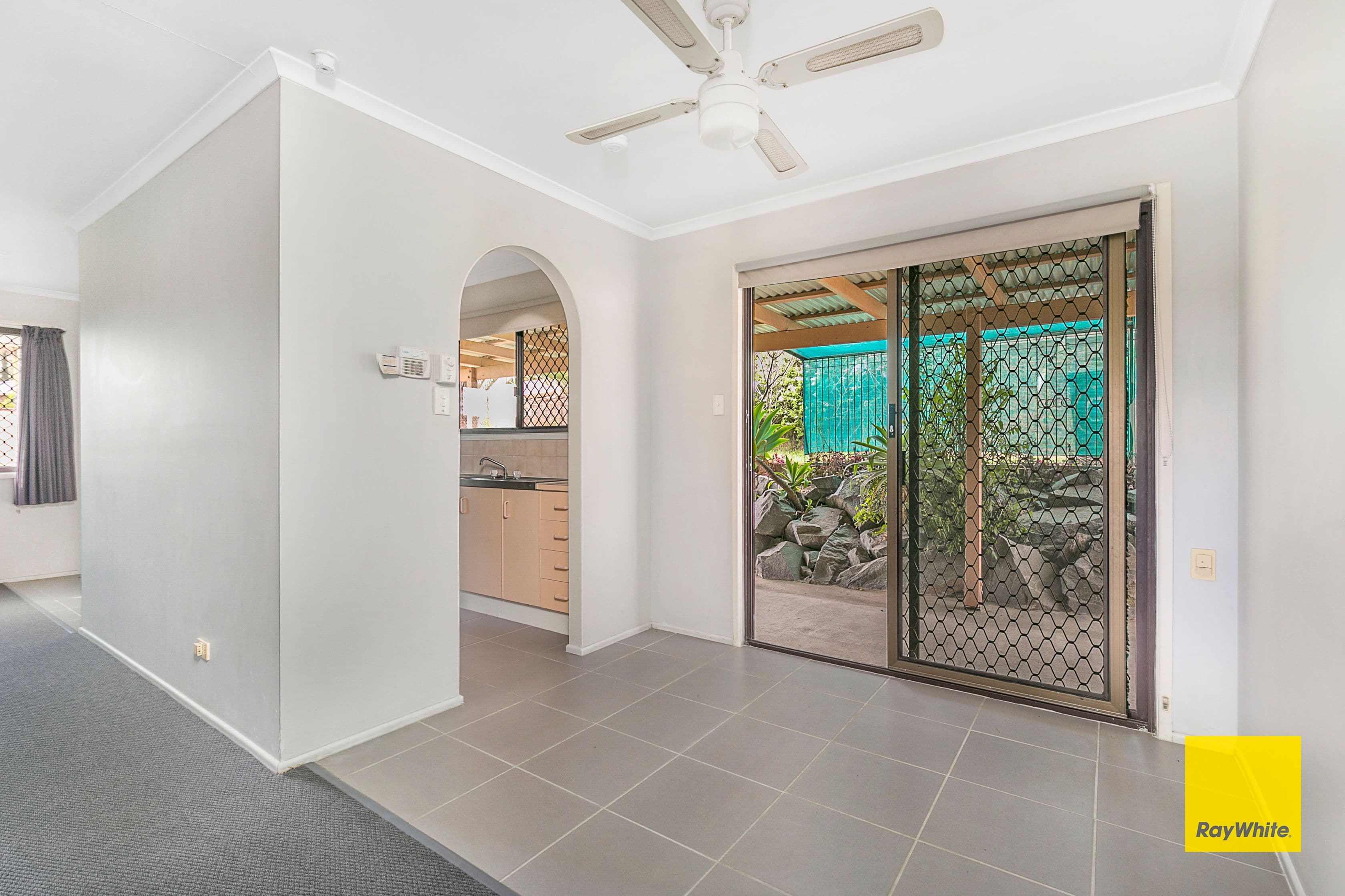 23 Kiewa Drive, Loganholme QLD 4129, Loganholme - Thumbnail 4
